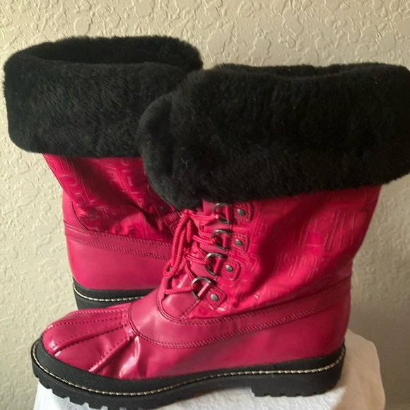 Coach: Lenora (Q1000) Hot Pink & Black Winter Boots- 9.5- marks - Picture 4 of 16